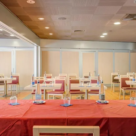 Riva Degli Etruschi Apart Otel 4*