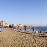 Riva Degli Etruschi Nyaraló *