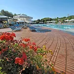 Riva Degli Etruschi *