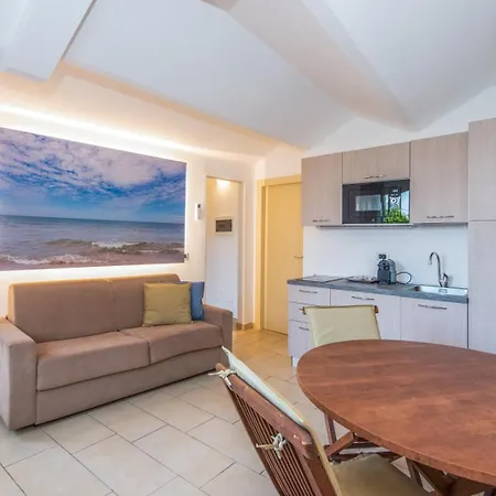 Riva Degli Etruschi 4* Сан-Винченцо