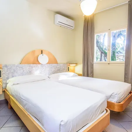 Riva Degli Etruschi Apartmanhotel