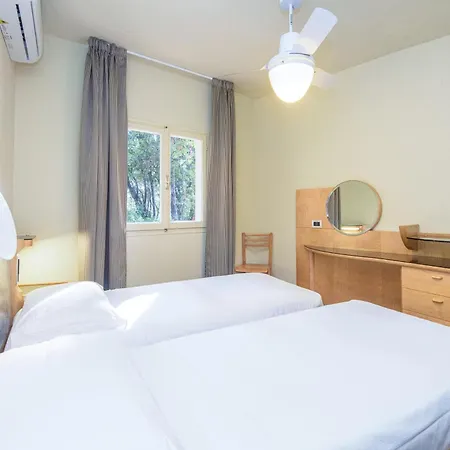Apartmanhotel Riva Degli Etruschi 4*