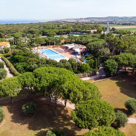 Riva Degli Etruschi Aparthotel